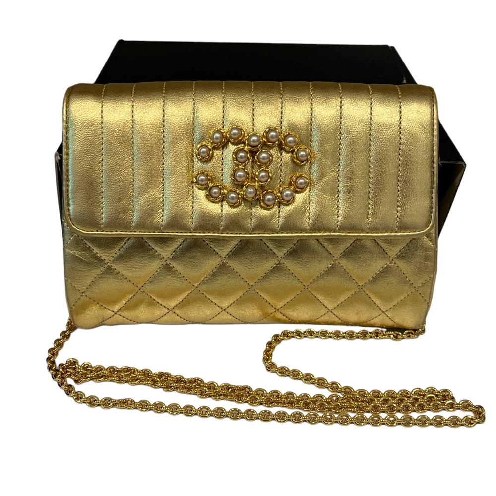 Vintage Chanel Pearl CC Front Flap Crossbody Bag